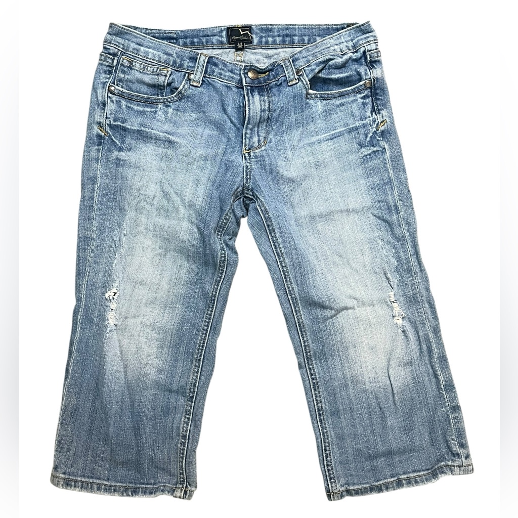 Vigoss Brand Cropped Lowrise Bermuda Jean Shorts Womens Size 78 Blue Denim
